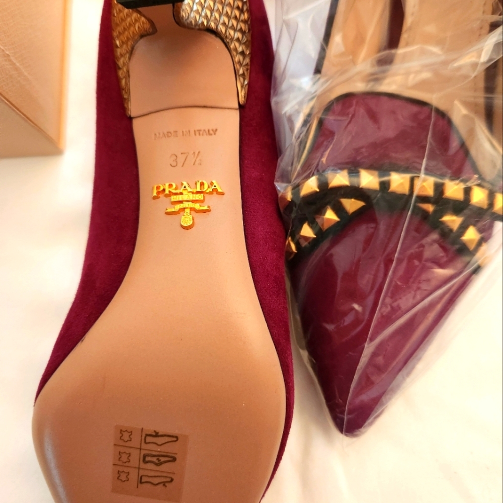 Prada Red and Gold Heels Elegant Stiletto Pumps